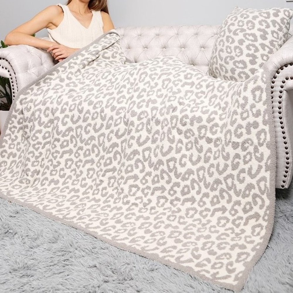 Leopard Print Luxury Soft Blanket *Grey & White*